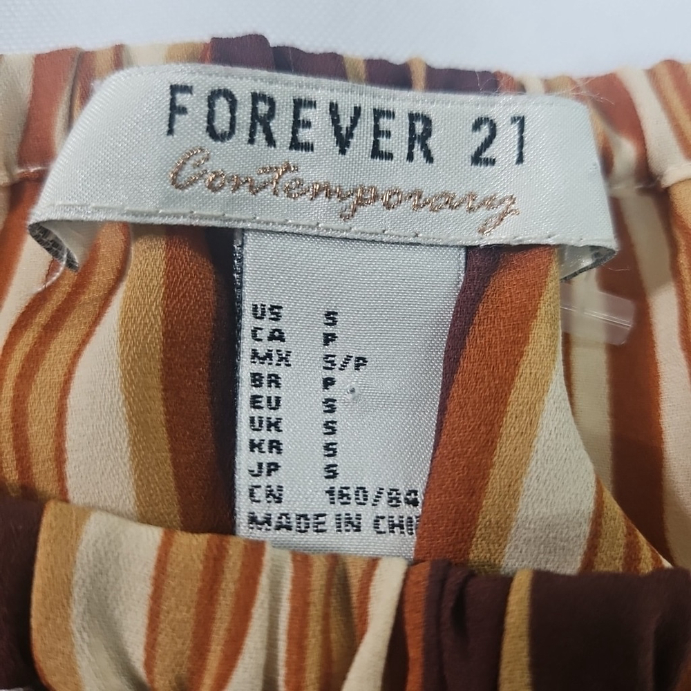 Forever 21 Contemporary Off Shoulder Striped Gauzy Y2K Office Top Size S - Picture 10 of 14